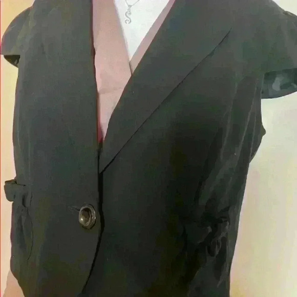 ⚡️BCX short blazer jacket w/front pockets - Picture 2 of 4